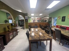 426 S Main St, Bel Air, MD à louer Photo intérieure– Image 2 sur 12