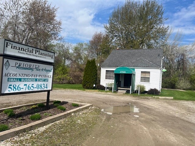 47569 Jefferson Ave, New Baltimore, MI à vendre - Photo de l’immeuble – Image 1 sur 4