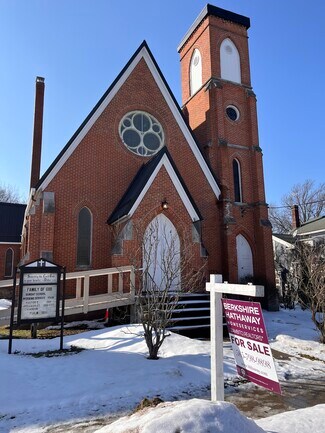 Plus de détails pour 56 S Main St, Middleport, NY - Spécialisé à vendre