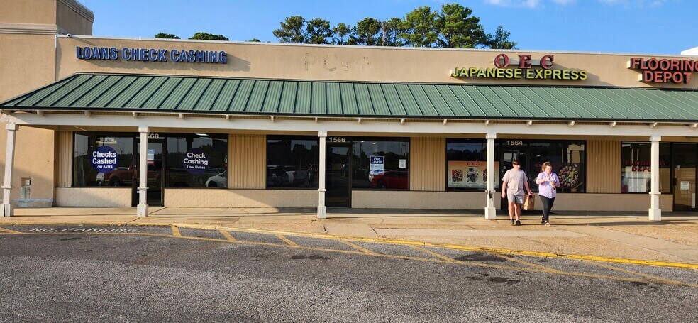 1574 W Government St, Brandon, MS à louer - Photo de l’immeuble – Image 3 sur 5