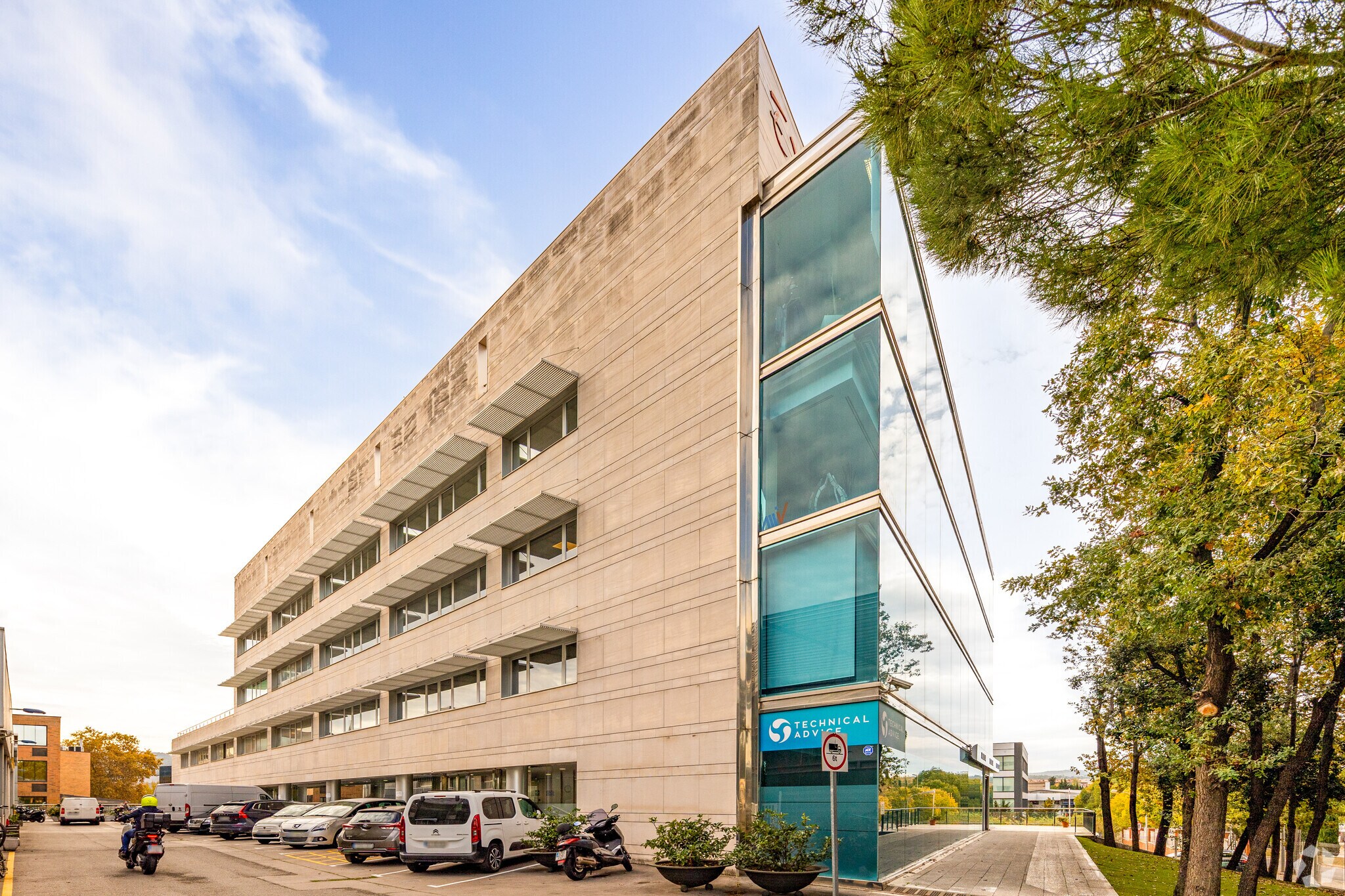 Bureau dans Sant Cugat del Vallès, Barcelona à vendre Photo principale– Image 1 sur 5