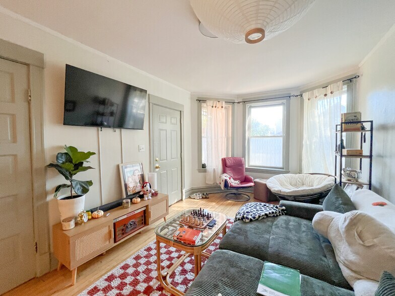 2442 N Ashland Ave, Chicago, IL à vendre - Photo de l’immeuble – Image 3 sur 10