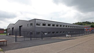 Plus de détails pour Knaves Beech Way, High Wycombe - Industriel/Logistique à louer