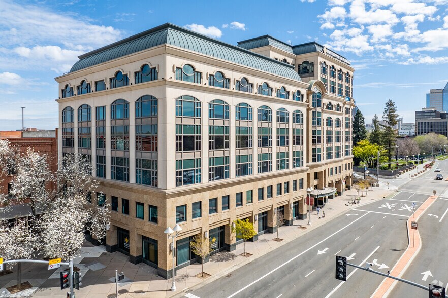 1 Capitol Mall, Sacramento, CA à louer - Photo de l’immeuble – Image 2 sur 21