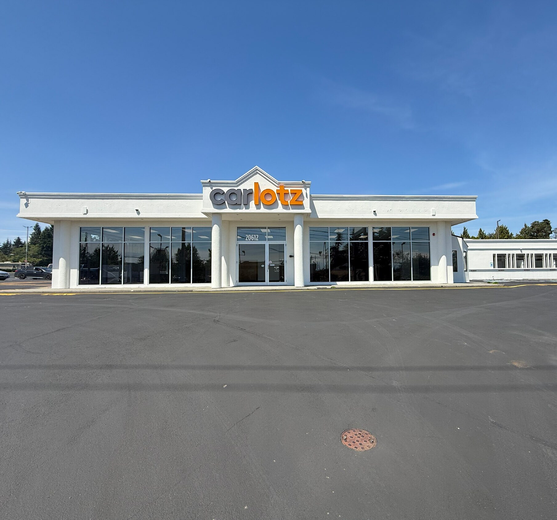 20612 Highway 99, Lynnwood, WA à louer Photo de l’immeuble– Image 1 sur 7