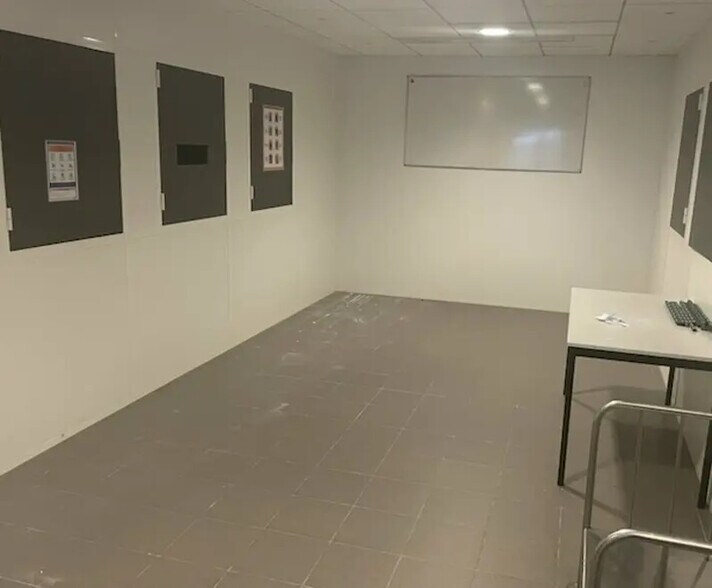 Bureau dans Beauvais à louer - Photo intérieure – Image 2 sur 14
