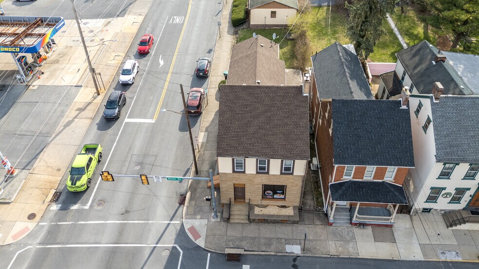 746 Main St, Bethlehem, PA à vendre - Photo de l’immeuble – Image 3 sur 8