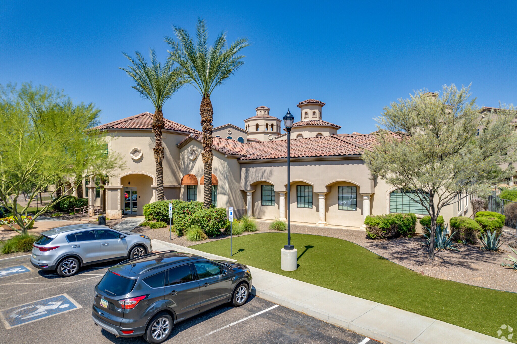 7410 N Zanjero Blvd, Glendale, AZ à louer Photo de l’immeuble– Image 1 sur 9