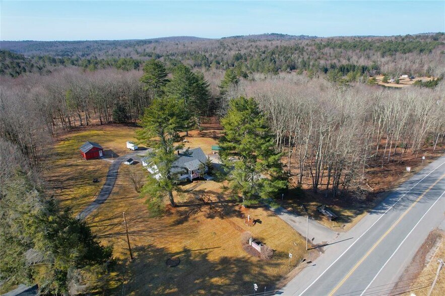 1095 State 17B rt, Mongaup Valley, NY à vendre - Photo de l’immeuble – Image 1 sur 45