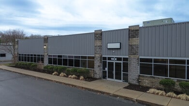 10 County Line Dr, Cromwell, CT à louer Photo intérieure– Image 2 sur 17