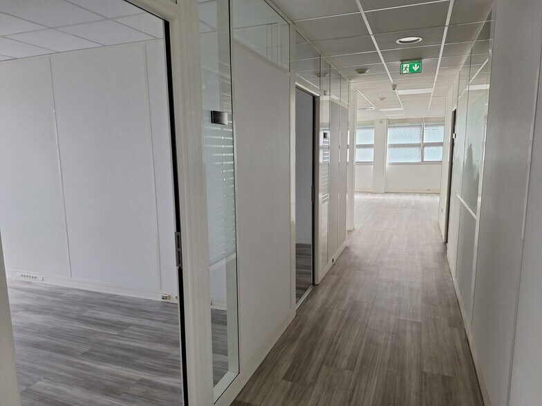 42-44 Avenue Ariane, Mérignac à louer - Photo de l’immeuble – Image 2 sur 13