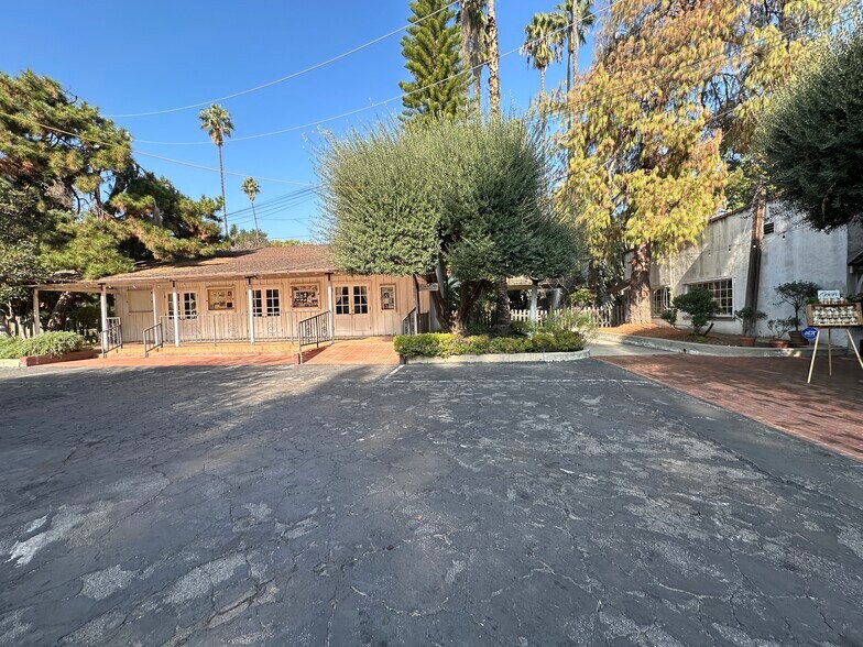 315 E 4th St, Ontario, CA à vendre - Photo de l’immeuble – Image 1 sur 25