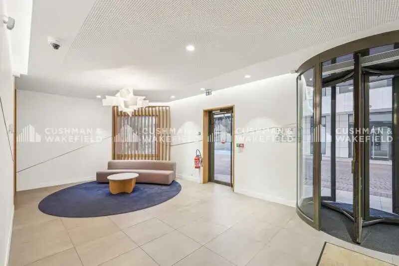 11-19 Rue De La Vanne, Montrouge à louer Photo intérieure– Image 1 sur 14