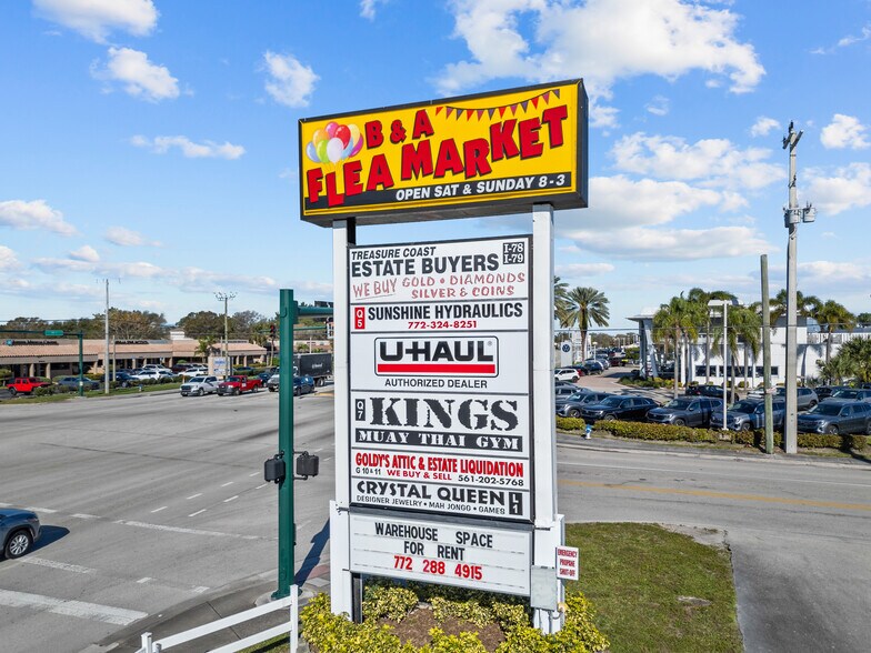 2201 SE Indian St, Stuart, FL à louer - Photo de l’immeuble – Image 2 sur 8
