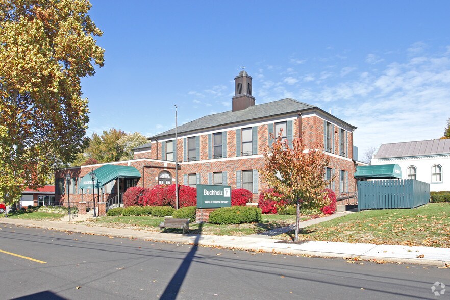 619-625 Rue St, Florissant, MO à vendre - Photo de l’immeuble – Image 1 sur 10