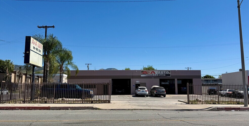 4195-4197 N Sierra Way, San Bernardino, CA à vendre - Photo principale – Image 1 sur 4
