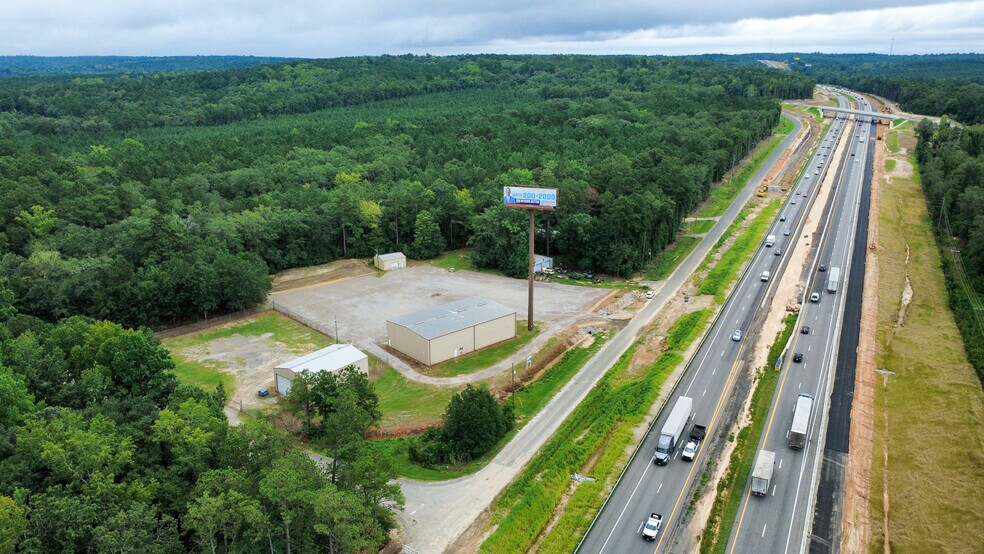 204 Creeks Edge Ln, Swansea, SC à louer - Photo de l’immeuble – Image 3 sur 7