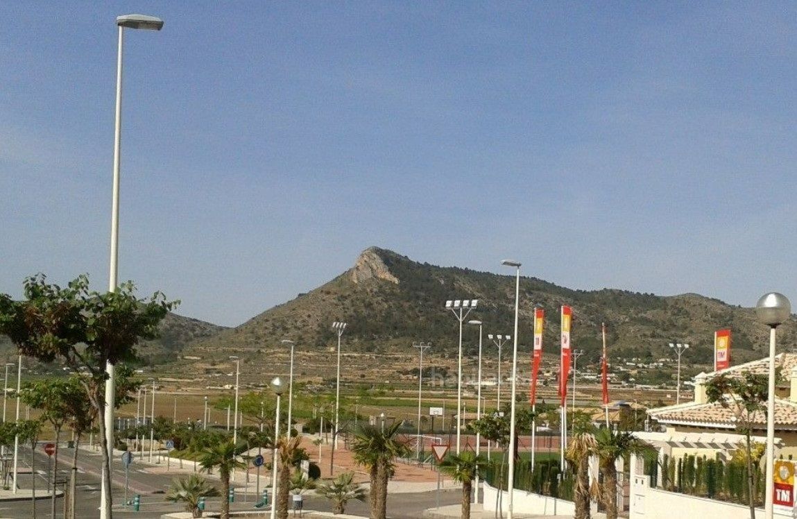 Carrer Aitana, 12, Aspe, Alicante à vendre Photo de l’immeuble– Image 1 sur 9