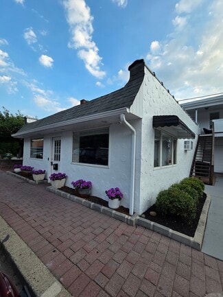 Plus de détails pour 291 Bloomfield Ave, Caldwell, NJ - Local commercial à louer