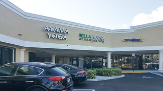 Plus de détails pour 2250 NE 163rd St, North Miami Beach, FL - Local commercial à louer
