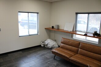 601 13th Ave S, Hopkins, MN à vendre Photo intérieure– Image 2 sur 41