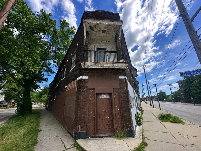 741 E 99th St, Cleveland, OH à vendre - Photo de l’immeuble – Image 2 sur 5