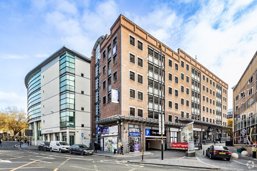 4 Queen Sq, Liverpool à louer - Photo principale – Image 1 sur 3