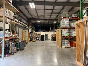 126 P Rickman Industrial Dr, Canton, GA à louer Photo intérieure– Image 2 sur 12