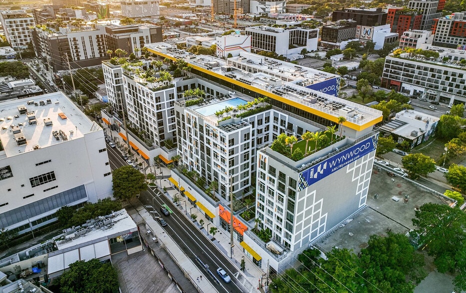70 NW 25th St, Miami, FL à louer - Photo de l’immeuble – Image 1 sur 4