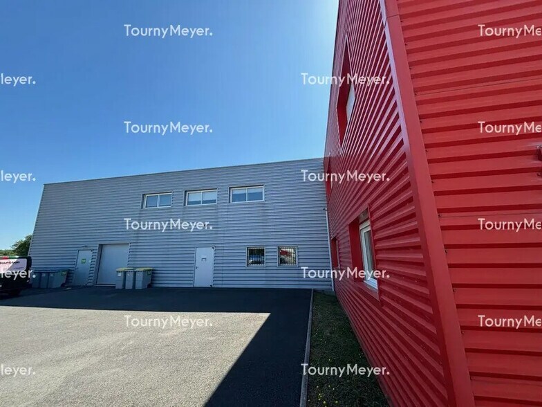 Local d’activités dans Basse-Goulaine à louer - Photo de l’immeuble – Image 1 sur 6