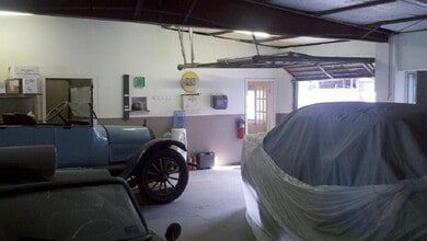 7812 Symmes Rd, Gibsonton, FL à louer Photo intérieure– Image 1 sur 2