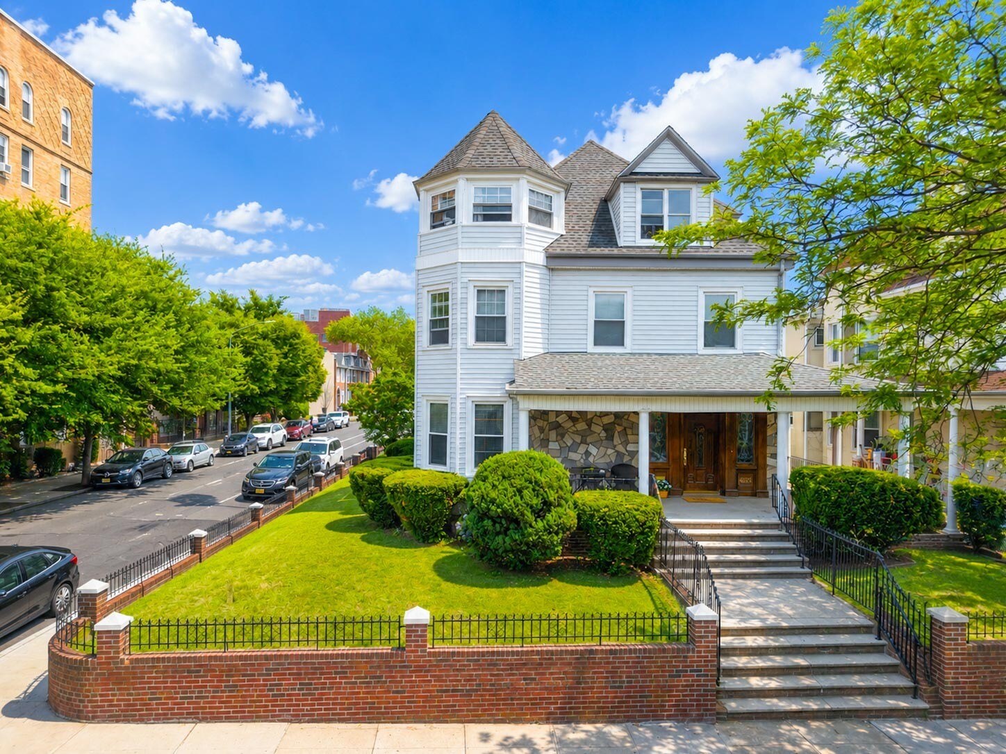 6801 Ridge Blvd, Brooklyn, NY à vendre Photo de l’immeuble– Image 1 sur 12