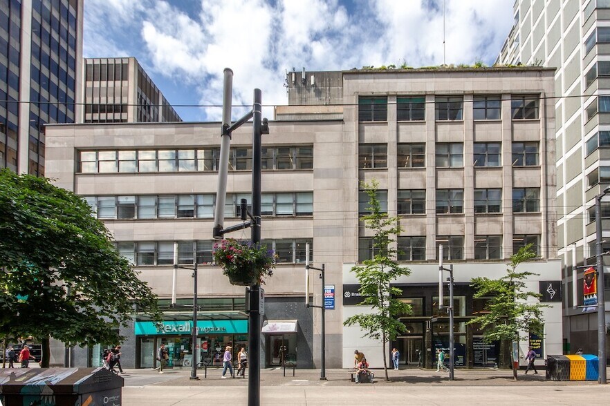 455 Granville St, Vancouver, BC à louer - Photo de l’immeuble – Image 2 sur 3