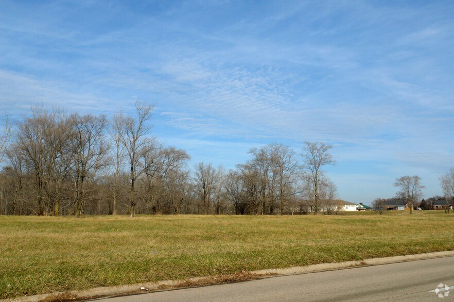 7169 Cherryvale North Blvd, Cherry Valley, IL à vendre - Photo de l’immeuble – Image 2 sur 3
