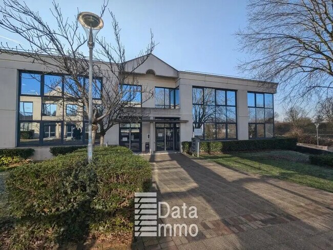 Plus de détails pour 131 Chemin Des Bassins, Créteil - Bureau à louer