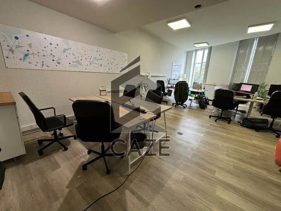 Bureau dans Bordeaux à louer Photo de l’immeuble– Image 1 sur 7