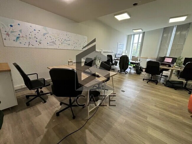 Plus de détails pour Bureau à louer