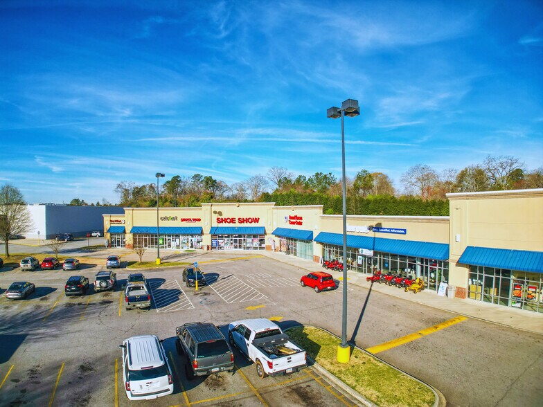 62 Walmart Way, Eastanollee, GA à vendre - Photo de l’immeuble – Image 3 sur 16