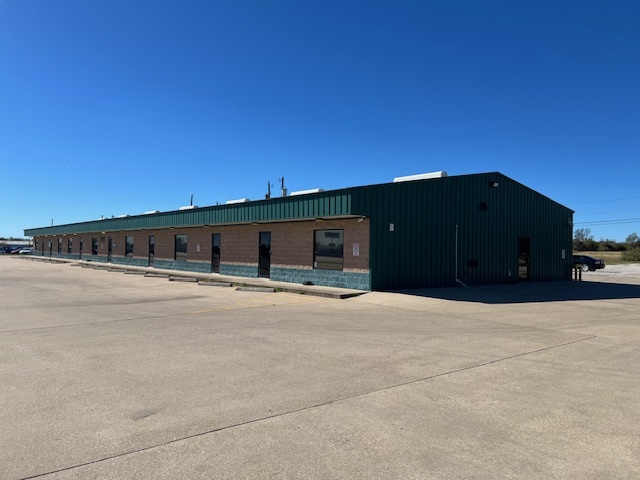 5920 S General Bruce Dr, Temple, TX à louer - Photo de l’immeuble – Image 3 sur 16