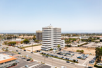 18800 Delaware St, Huntington Beach, CA - VUE AÉRIENNE  vue de carte - Image1