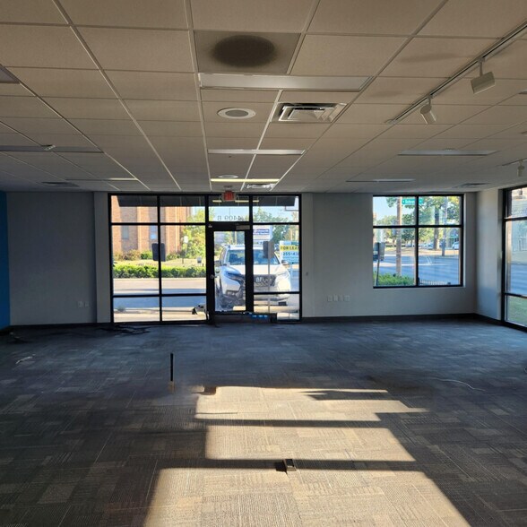 4409 N High St, Columbus, OH à louer - Photo intérieure – Image 2 sur 8