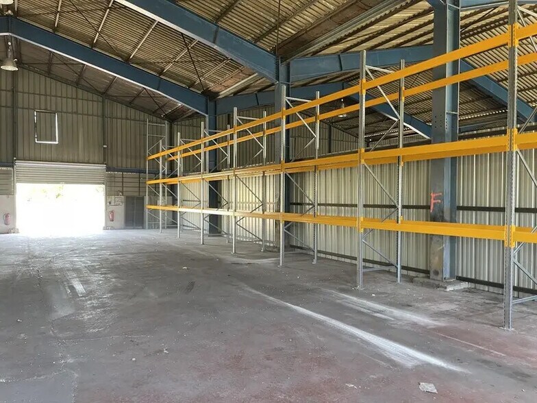 Local d’activités dans Villeneuve-sur-Lot à louer - Photo intérieure – Image 2 sur 3