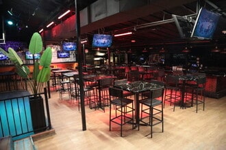 6025 Richmond Ave, Houston, TX à louer Photo intérieure– Image 2 sur 10