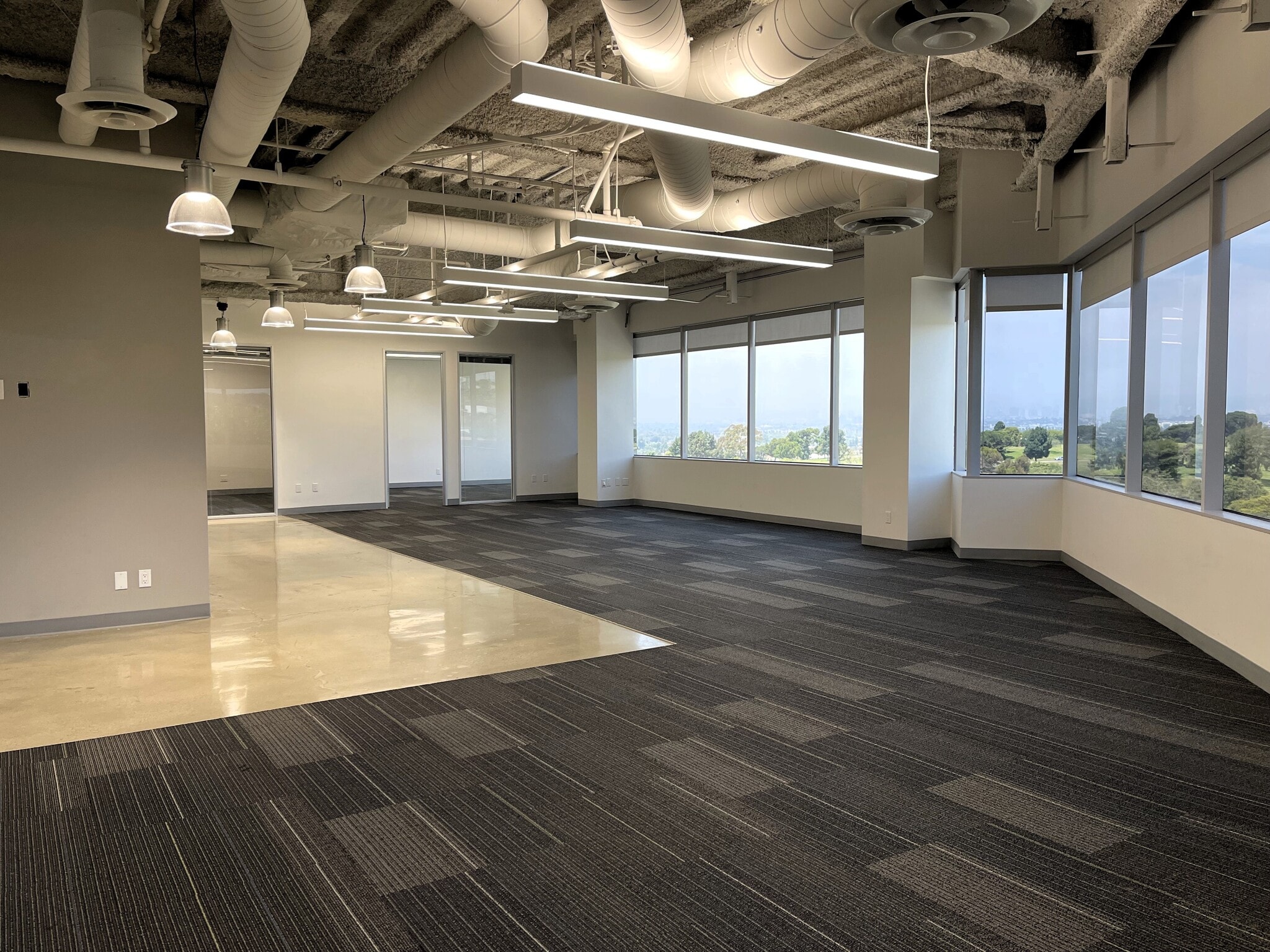 400 Corporate Pointe, Culver City, CA à louer Photo intérieure– Image 1 sur 9