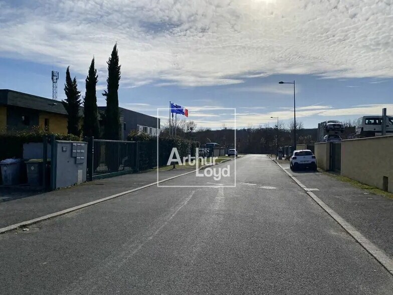 119 Rue Des Hetres, Chartrettes à louer - Photo de l’immeuble – Image 2 sur 2