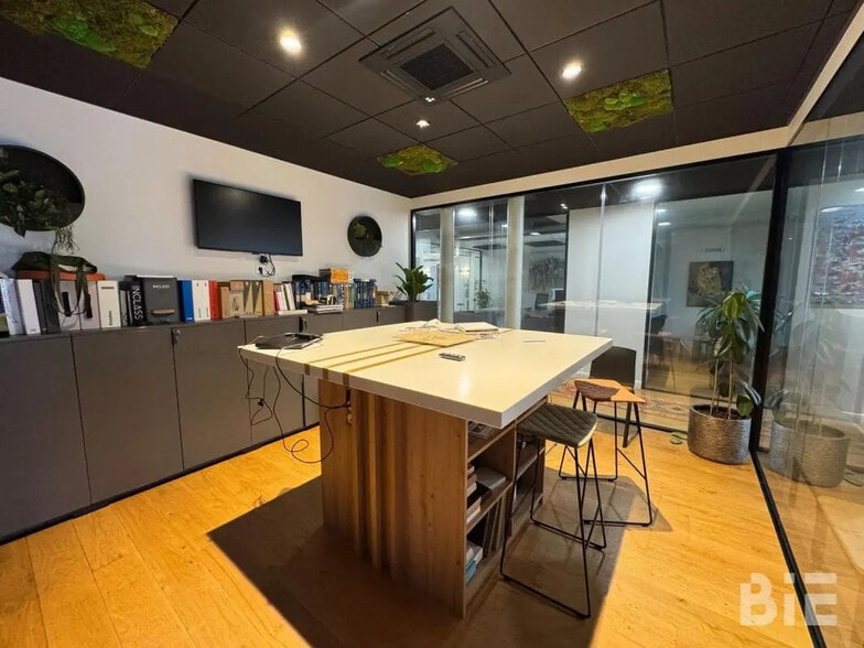 Bureau dans Bègles à louer - Photo intérieure – Image 3 sur 6