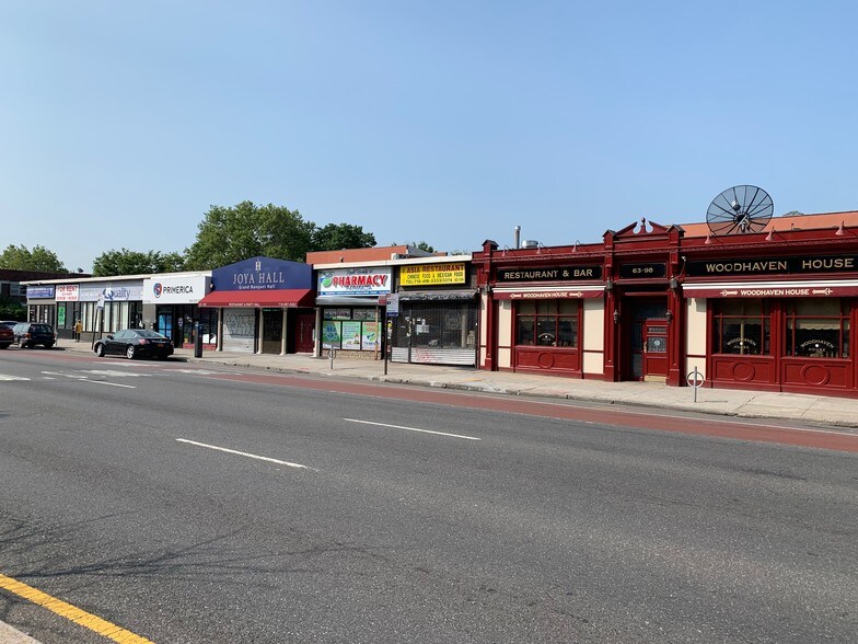 63112 Woodhaven Blvd, Rego Park, NY à louer - Photo de l’immeuble – Image 1 sur 5