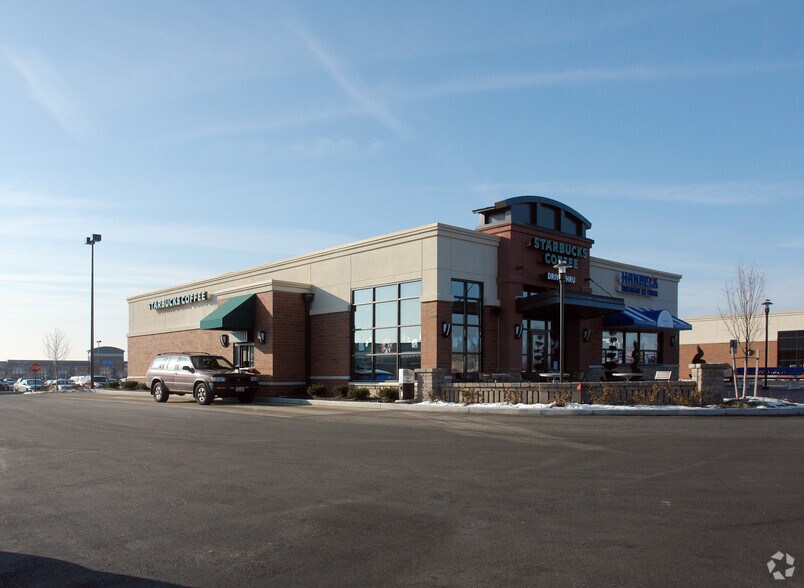 7126-7220 Fulton Dr, Canton, OH à louer - Photo principale – Image 3 sur 9