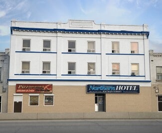 Plus de détails pour 826 Main St, Winnipeg, MB - Hôtellerie à vendre
