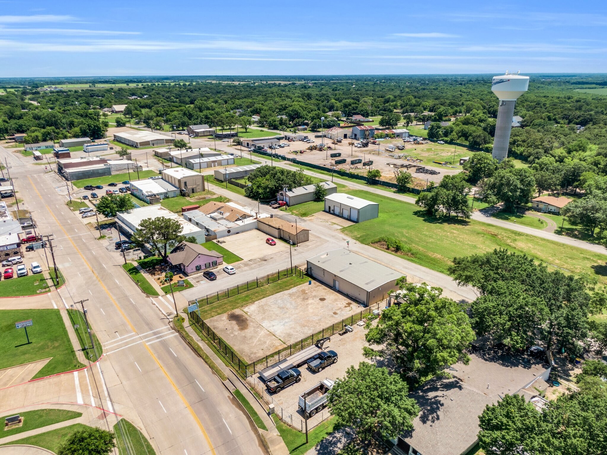 106 Mcclung St, Seagoville, TX à vendre Photo de l’immeuble– Image 1 sur 36